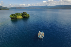 danau matano shutterstock putu artana