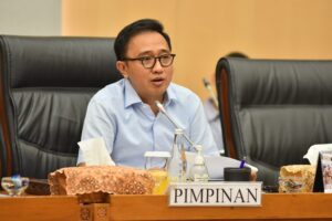 bambang haryadi dpr