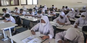 guru dan siswa sma di solo terpapar covid 19 bertambah