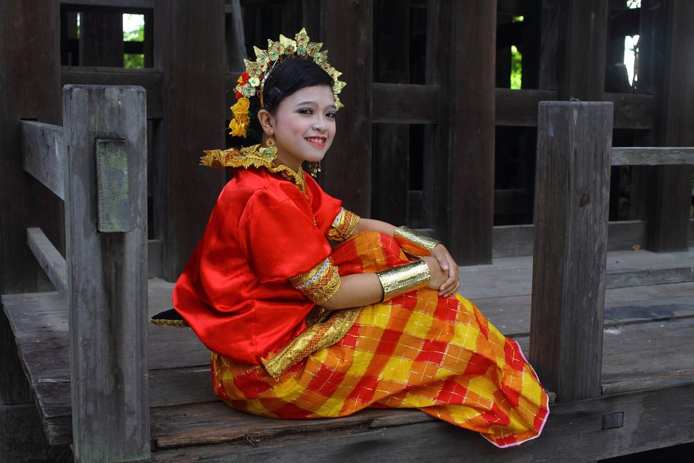 makassar,,indonesia, ,november,2013, ,buginese,baju,bodo,ethnic