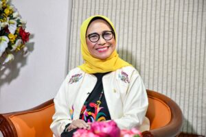 hetifah dpr golkar