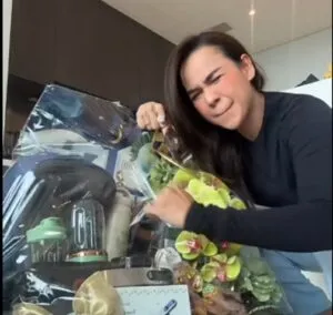 melanie hampers