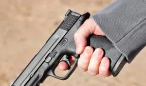 pistol ilustrasi