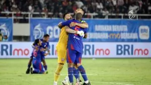 pertama kembali ke kanjuruhan misi tiga poin arema fc hadapi persik 1746937364