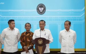 sekretariat presiden jumpers