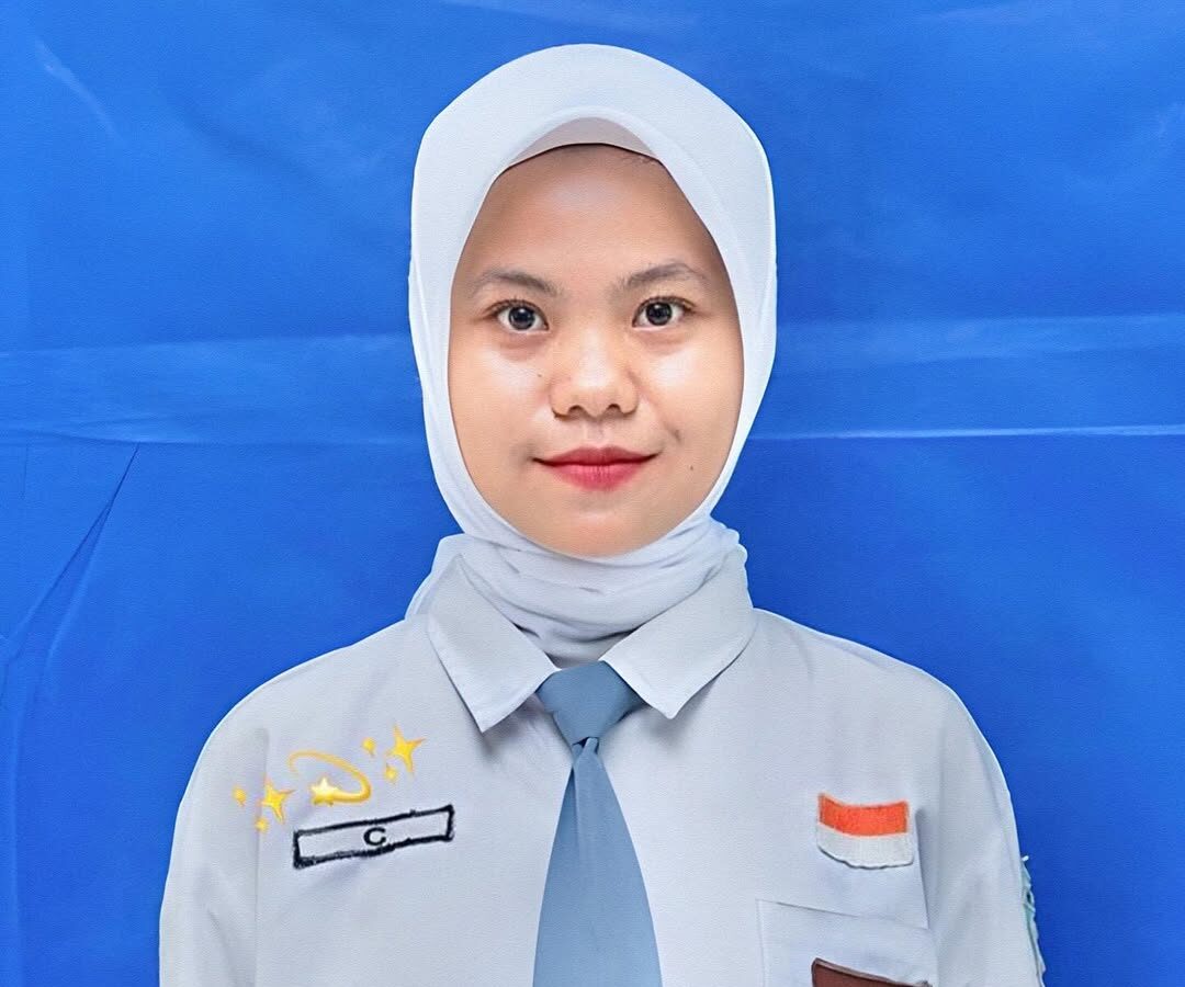 seorang siswi asal kalimantan tengah mencuri perhatian publik karena memiliki nama yang sangat u