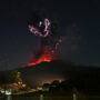 gunung lewotobi laki laki reuters