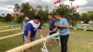 panjat pinang kalimantan