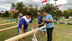 panjat pinang kalimantan