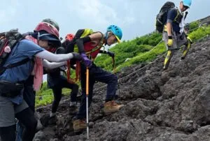 pendaki tertua fuji