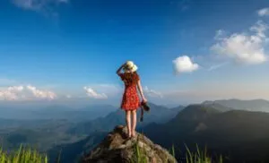 wanita gunung freepik