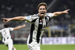 sport themen der woche kw43 sport bilder des tages kenan yildiz of juventus fc celebrates after scoring the goal of 4 4
