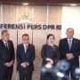 ketua dpr ri dr h c puan maharani kepada awak media di nusantara ii kompleks parlemen senayan 20250923173648