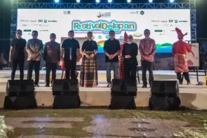 wamenpar resmikan f8 karisma event nusantara di makassar