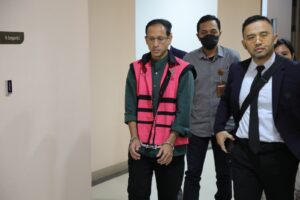 nadiem makarim terjerat chromebook kpk lanjut dalami kasus pengadaan google cloud 04092025 175811