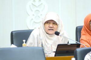 reni astuti dpr