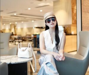 sandra dewi ig