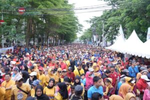 jalan santai hut makassar