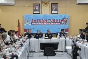 wakil ketua dpr ri sufmi dasco ahmad saat memimpin rapat koordinasi di kota banda aceh provinsi ace20251230132107
