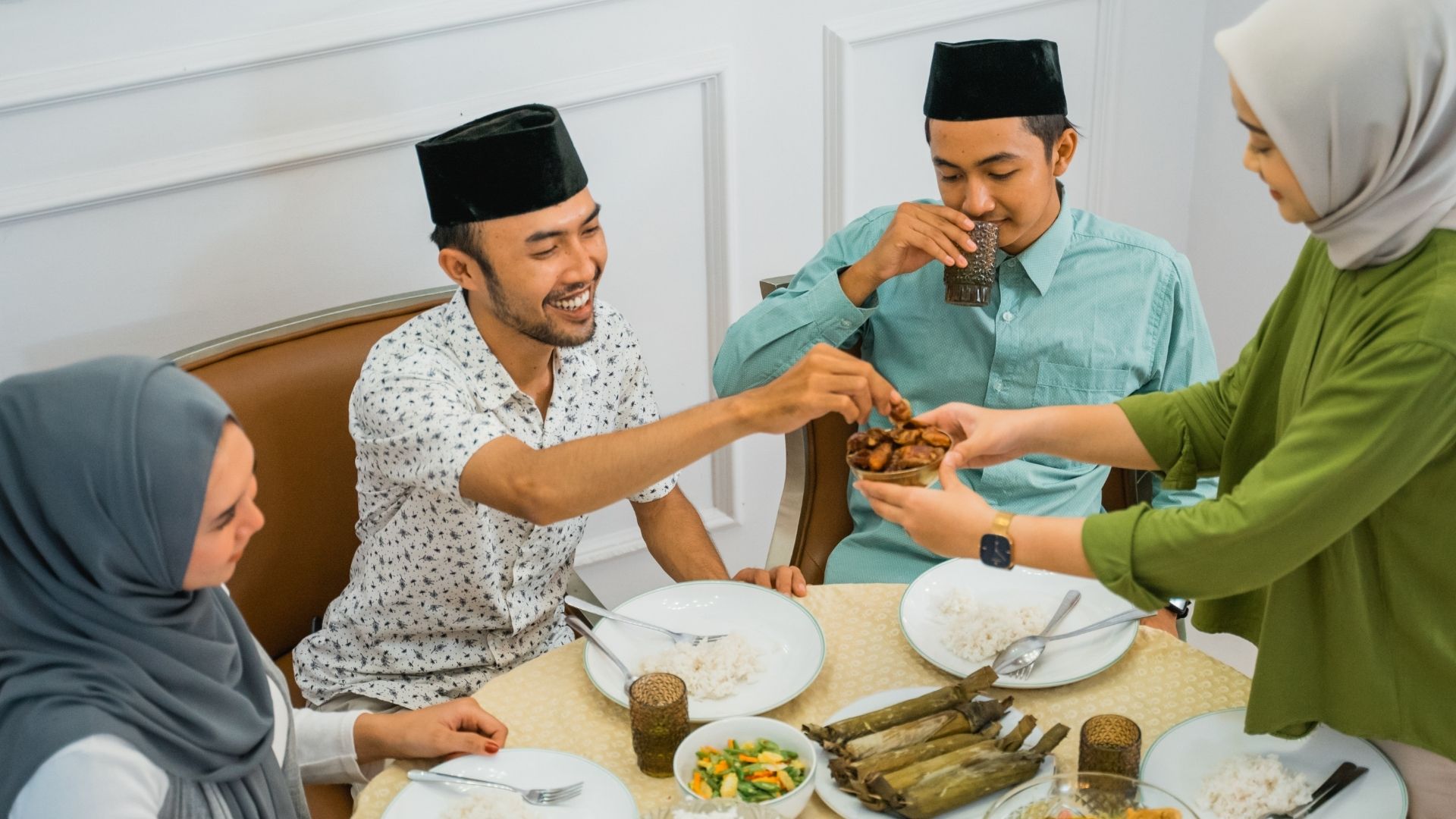 teks paragraf anda (5)