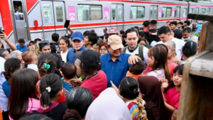 1110screenshot 2026 03 27 at 07 13 09 kunjungan mendadak presiden prabowo di senen tangis haru dan harapan warga pecah di bantaran rel