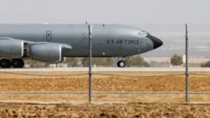 kc 135 reuters
