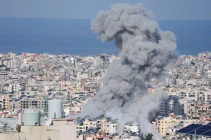 lebanon beirut serang israel reuters