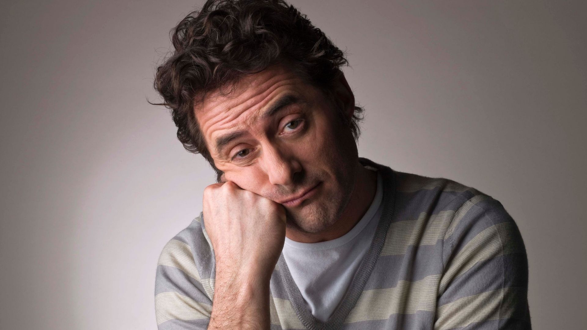 teks paragraf anda (6)