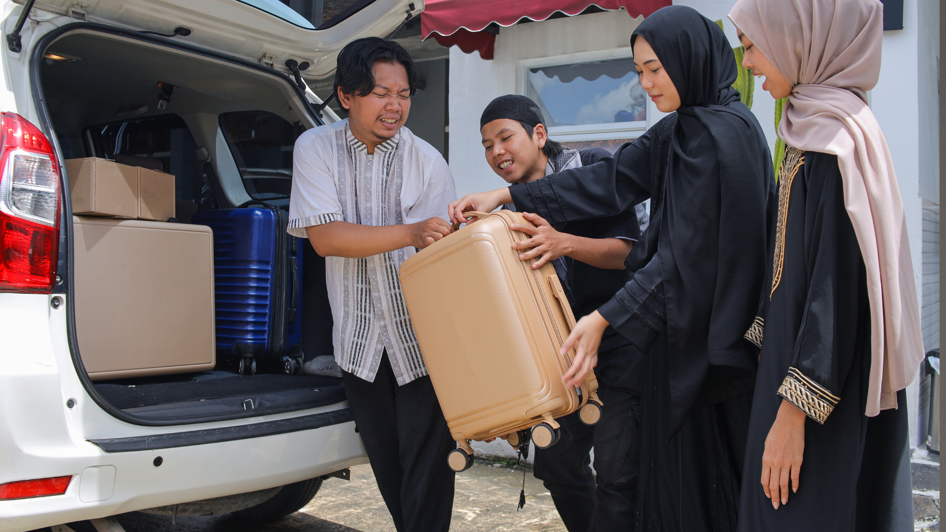 teks paragraf anda (63)