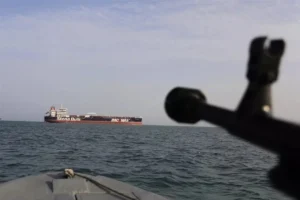 kapal tanker di selat hormuz apa