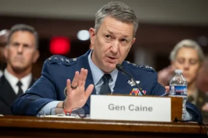 ketua kepala staf gabungan pentagon dan caine