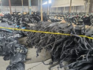 polda metro jaya gerebek gudang berisi ribuan motor diduga hasil curian di jaksel 11052026 134958