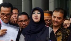 tifa roy suryo