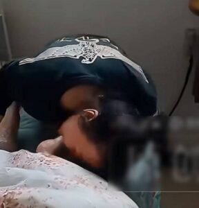kiah cinta china wife wakes vegetative husband bite toes weibo