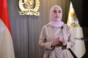 sari yuliati dpr
