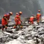banjir bandang pencarian korban