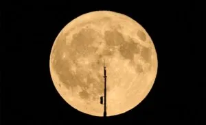 bulan afp getty