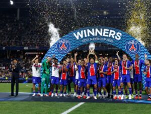 psg juara uefa super