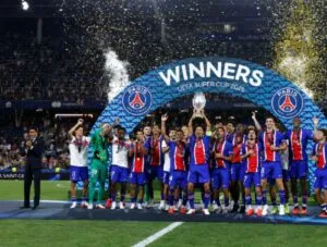 psg juara uefa super