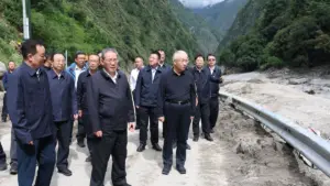 tibet kunjungan banjir bandang