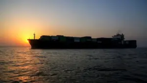 kapal selat hormuz anadolu