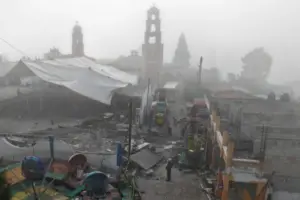 ledakan kembang api reuters