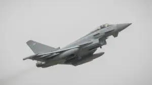 jet tempur inggris typhoon